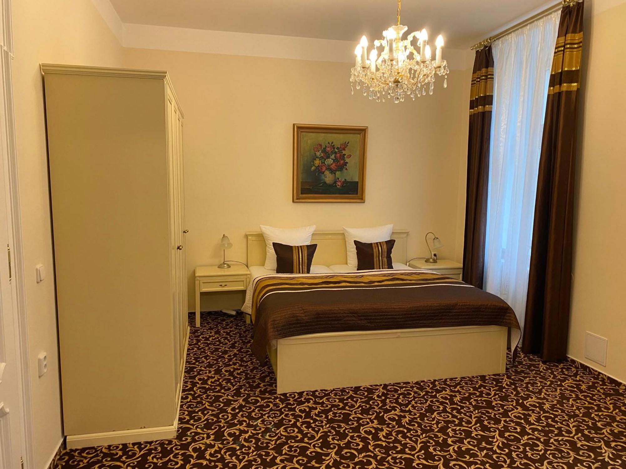 Reitenberger Spa Medical Marianske Lazne Exterior photo